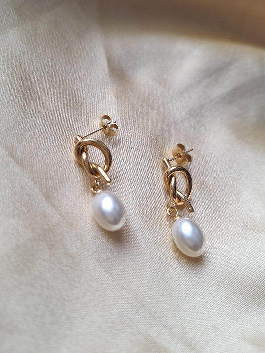 Shell Pearl Drop Knotted Stud Earrings