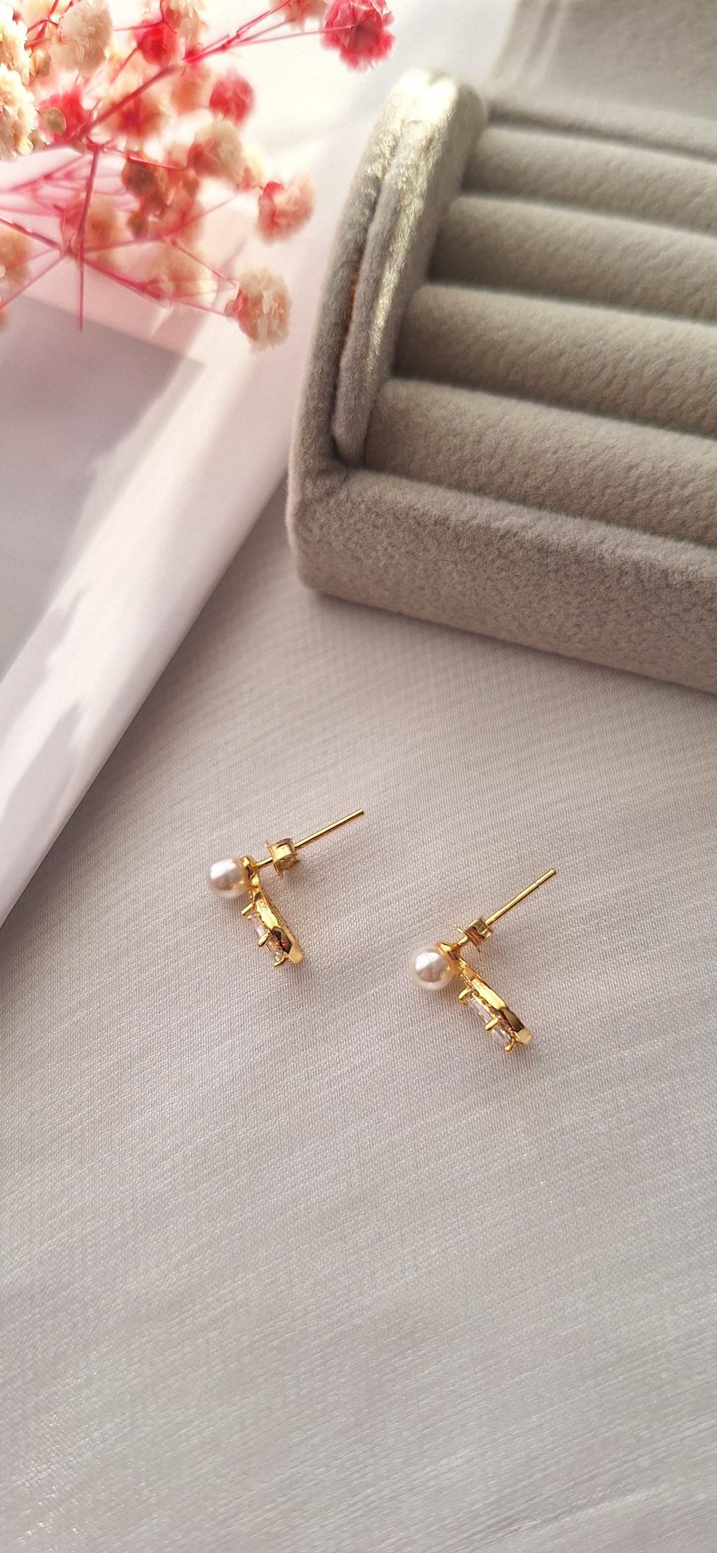 Freshwater Pearl Water Drop Stud Earrings