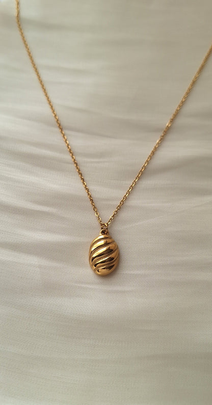 Twisted Croissant Necklace