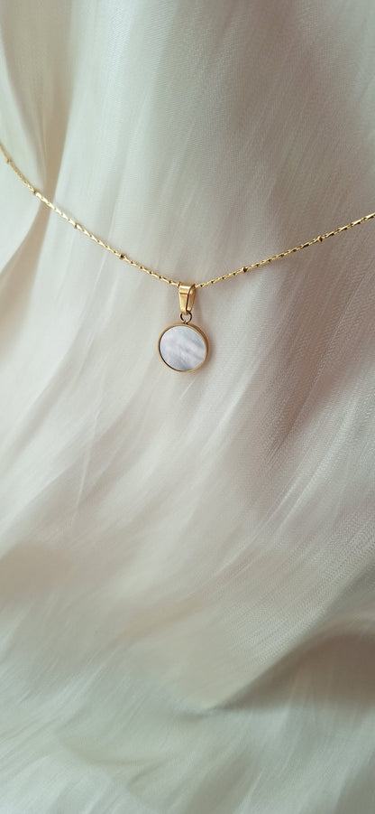 Natural Shell Circle Necklace