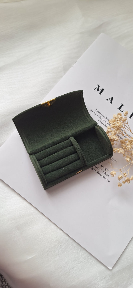 Green Mini Velvet Travel Jewellery Box