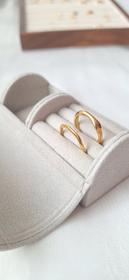 Gold Wavy Ring